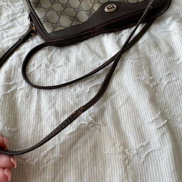 Gucci vintage crossbody - Picture 2 of 10